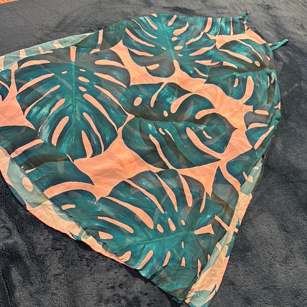 NWT. Show me your MuMu dress/cover up. Size M. P2P 17”